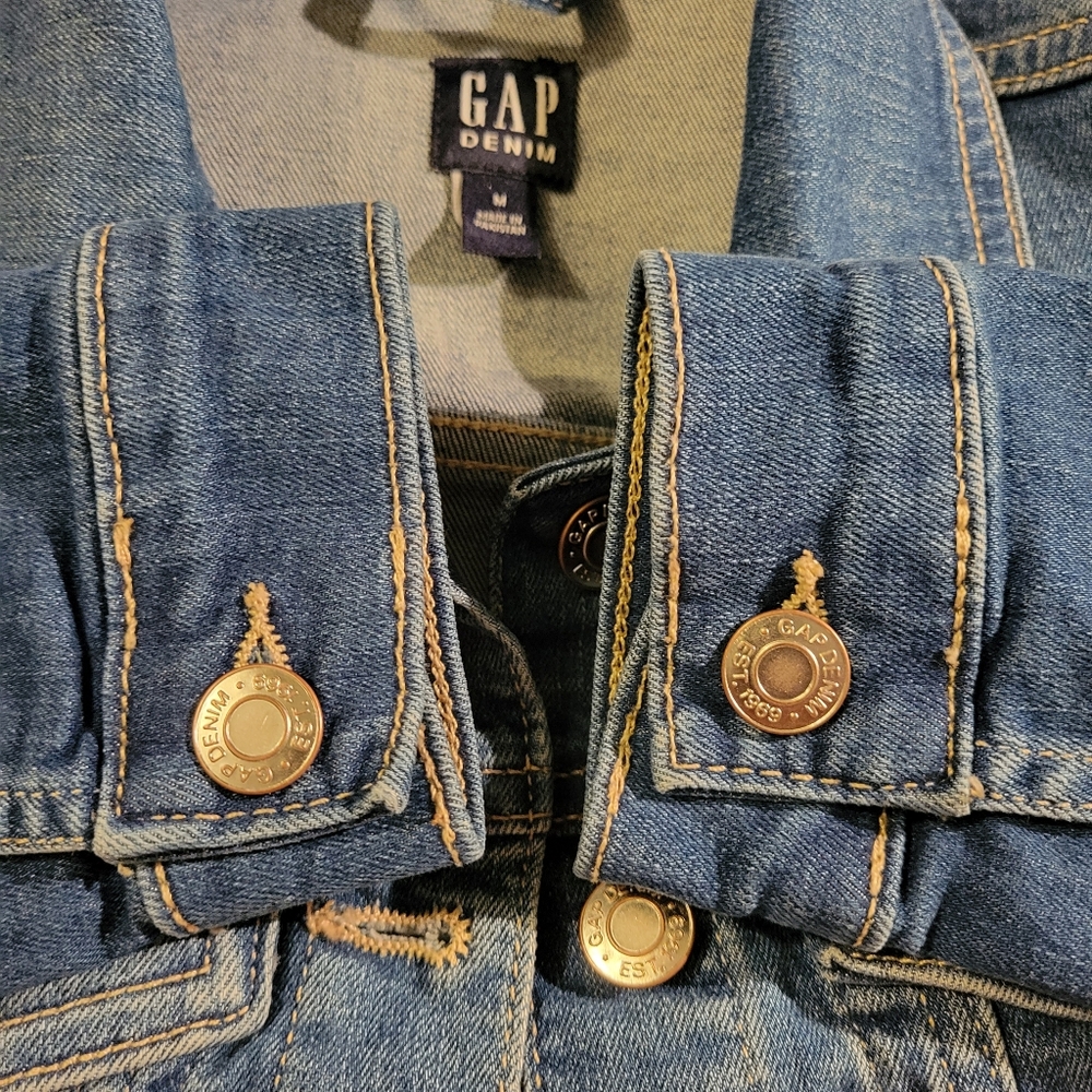 GAP Girl's Classic Jean Jacket. Size M8 - Picture 5 of 6